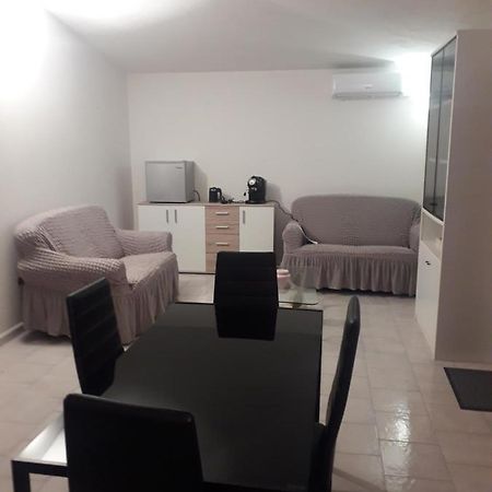 B&B Nuraghes Olbia Exterior foto