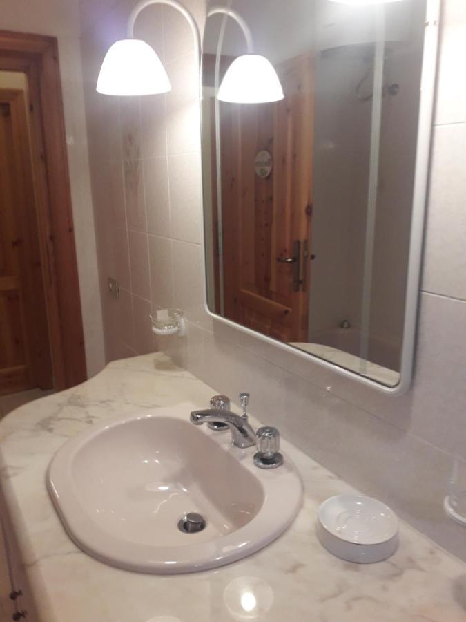 B&B Nuraghes Olbia Exterior foto